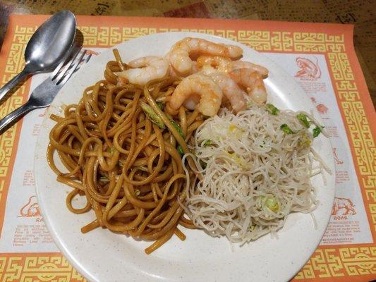 Vegetable lo mein, mei fun, and shrimp!