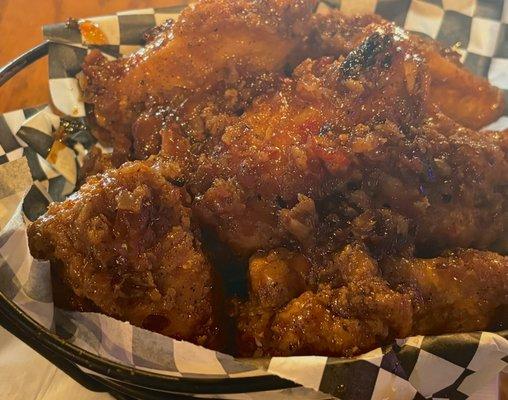 Southern Fried CHICKEN WINGS with Thai Sweet Chili Sauce and Bacon Jam