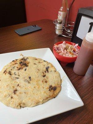 Pupusa Loca Especialidade (HUGGGGGE:)