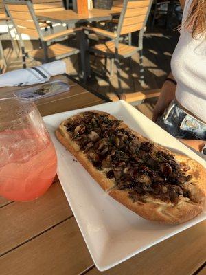 Mushroom Flatbread