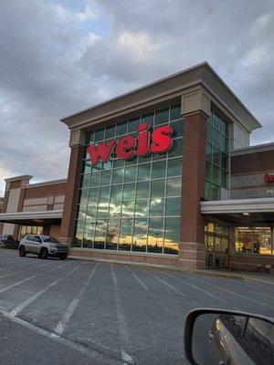 Weis Markets