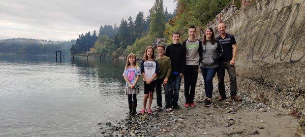 Family (Right to Left) Joey, Dani, Josiah, Benson, William, Isabelle, Phoebe.