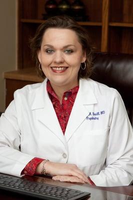 Dr. Kristen Bevill, M.D. (Psychiatrist)