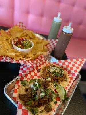 Carna Asada & Al Pastor tacos |chips & guac | Los Chapos Tacos | Brandon FL | January 2023