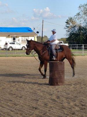 From begginers to advanced we offer western lessons for ages 4 and up....