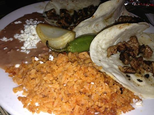 3 rolled carne asada plate.