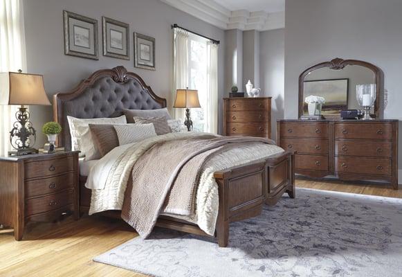 Looking for bedroom furniture in Houston?