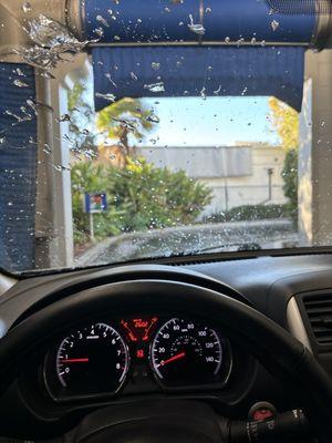 Great drive thru carwash!