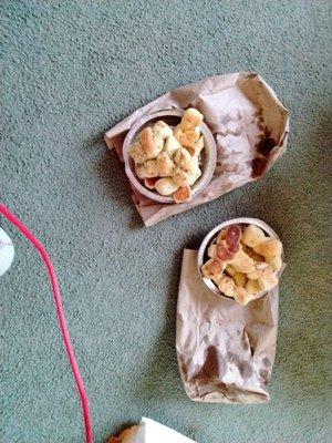 Two orders of garlic knots and neither of them had a lid on them