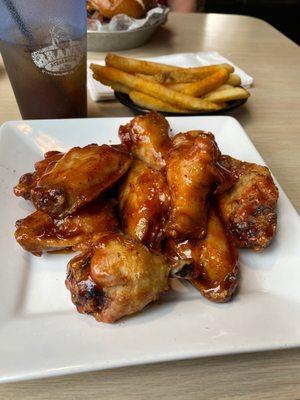 Honey bbq wings and seasoned fries