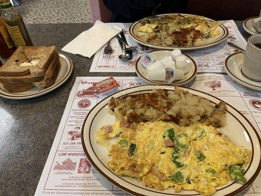 Western Omelet, Potato's, Wheat Toast, Mushroom Omelet, Coffee