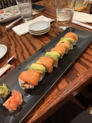 Alaskan Salmon Roll*