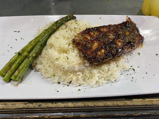 Grilled Salmon, Rice Pilaf, asparagus