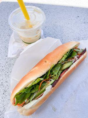 Xa Xiu Banh Mi & Jasmine Milk Tea