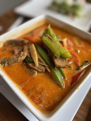 Red duck curry