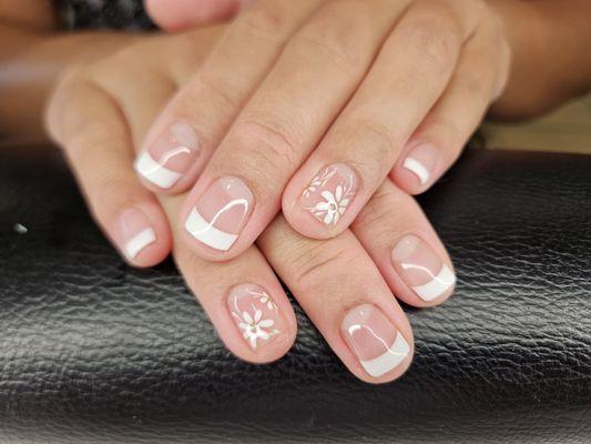 Euro Nails