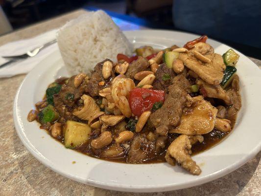 House combination kung pao