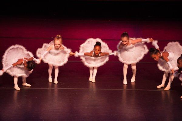 June concert dancers take a bow!