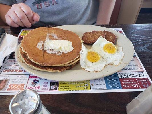 Pancakes, turkey sausage(not good) and eggs