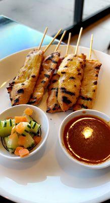 Chicken 4. Chicken or Beef Sate' (6 Pcs)