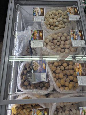 Assorted fish balls (frozen)