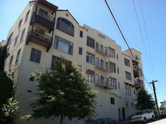 Oakland apartment painted by McKenzie Finishes, Inc.