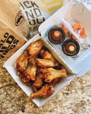 Traditional wings (10) w/ Asian zing & Caribbean jerk sauces / $20ish