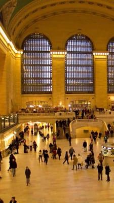 The famed "commuters paradise"- our spinal and chiropractic care office is just two short blocks from Grand Central Terminal on Madison Ave!