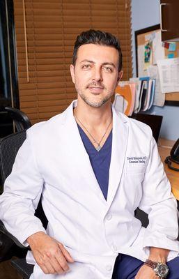 Board-Certified Anesthesiologist Dr. David Mahjoubi, M.D.  He has been named Top Doctor by Los Angeles Magazine for 2018, 2019, and 2020.