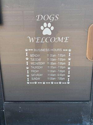 Hours posted but are they really open during the posted hours? I can say that they aren't.