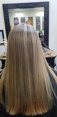 Very well blended color, healthier hair with the trim!