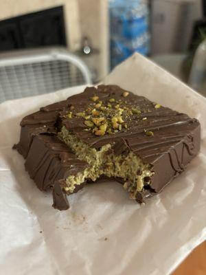 Dubai Pistachio Kunafa Chocolate $14