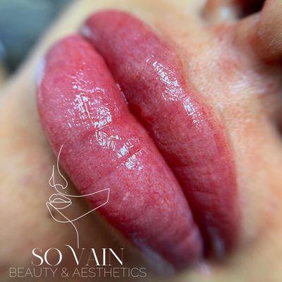 LIP BLUSHING SEMI PERMANENT