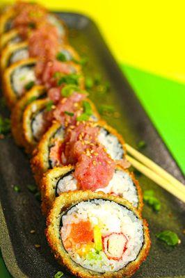 Orlando Roll!! Enjoy the mix between raw and cooked fish, at the same time.