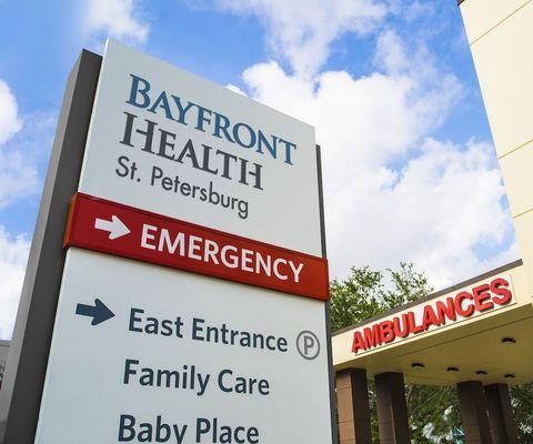 Bayfront Health St. Petersburg Sign