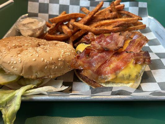 Bacon cheddar burger and sweet potato fries