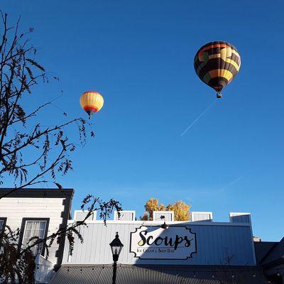 A Beautiful morning's balloon ride over Scoups