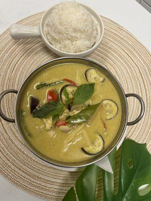 Thai Green curry with Chicken, side of rice (+$2)