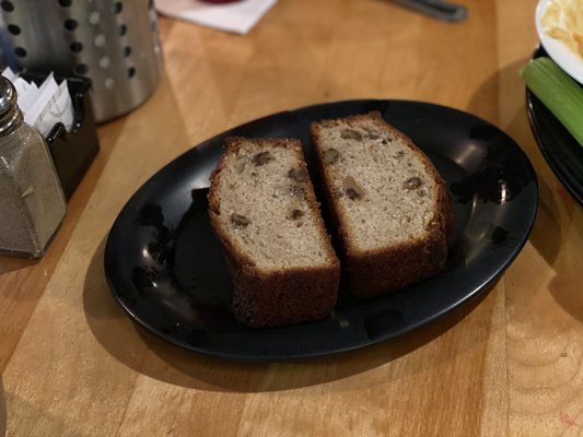 Warm BANANA BREAD - WALNUTS