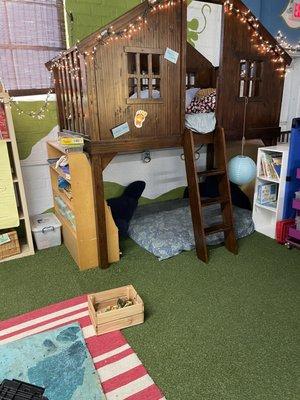 My daughter loves the tree house. Their building has nice tall ceilings so you feel like your outdoors even when your inside.