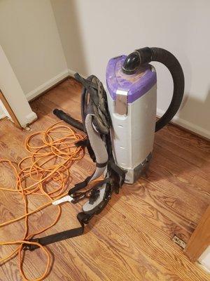 Brian uses this mini portable vacuum to clean up dust areas needed before applying Polyurethane Sealant.   8/27/2021