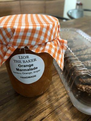 Orange marmalade, and sesame cookies