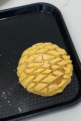 Yellow pan dulce