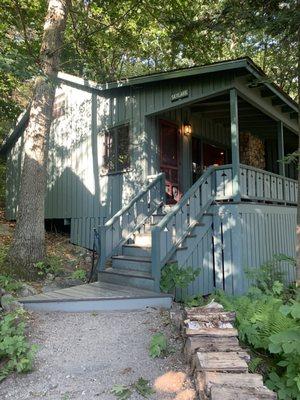 Skylark cabin