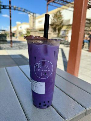 Ube milk tea