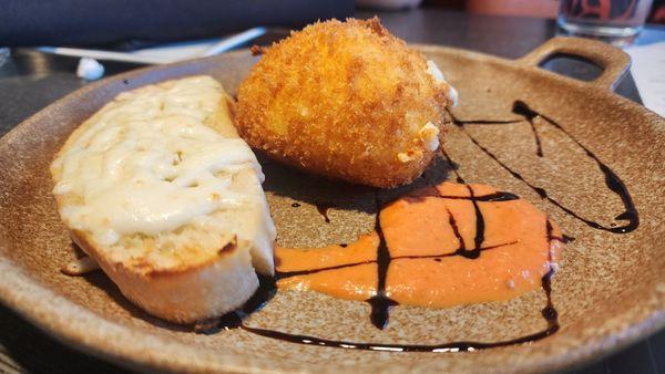 Fried burrata with pink sauce