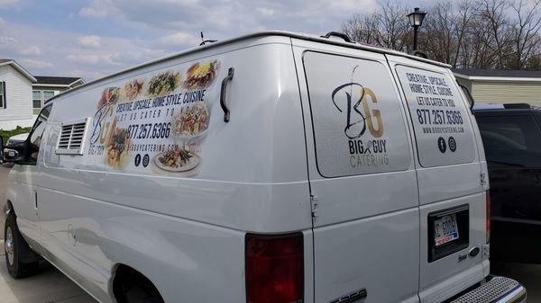 Vehicle graphics always available.