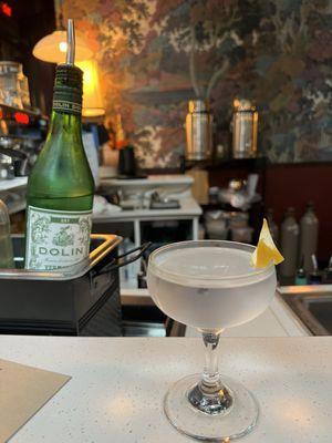 Regular martini (off happy hour menu)