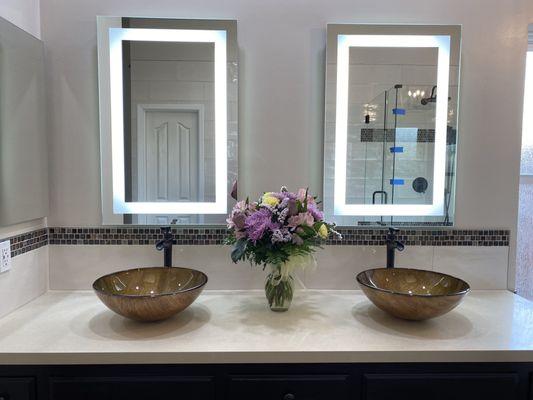 Countertop with bowl sinks