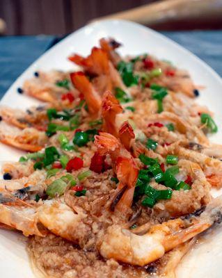 "Steamed Prawn with Glass Noodles and Garlic" -- Garlic Vermicelli Shrimp (蒜蓉粉絲開背蝦): $25.95; $28.25 with tax. Get this.